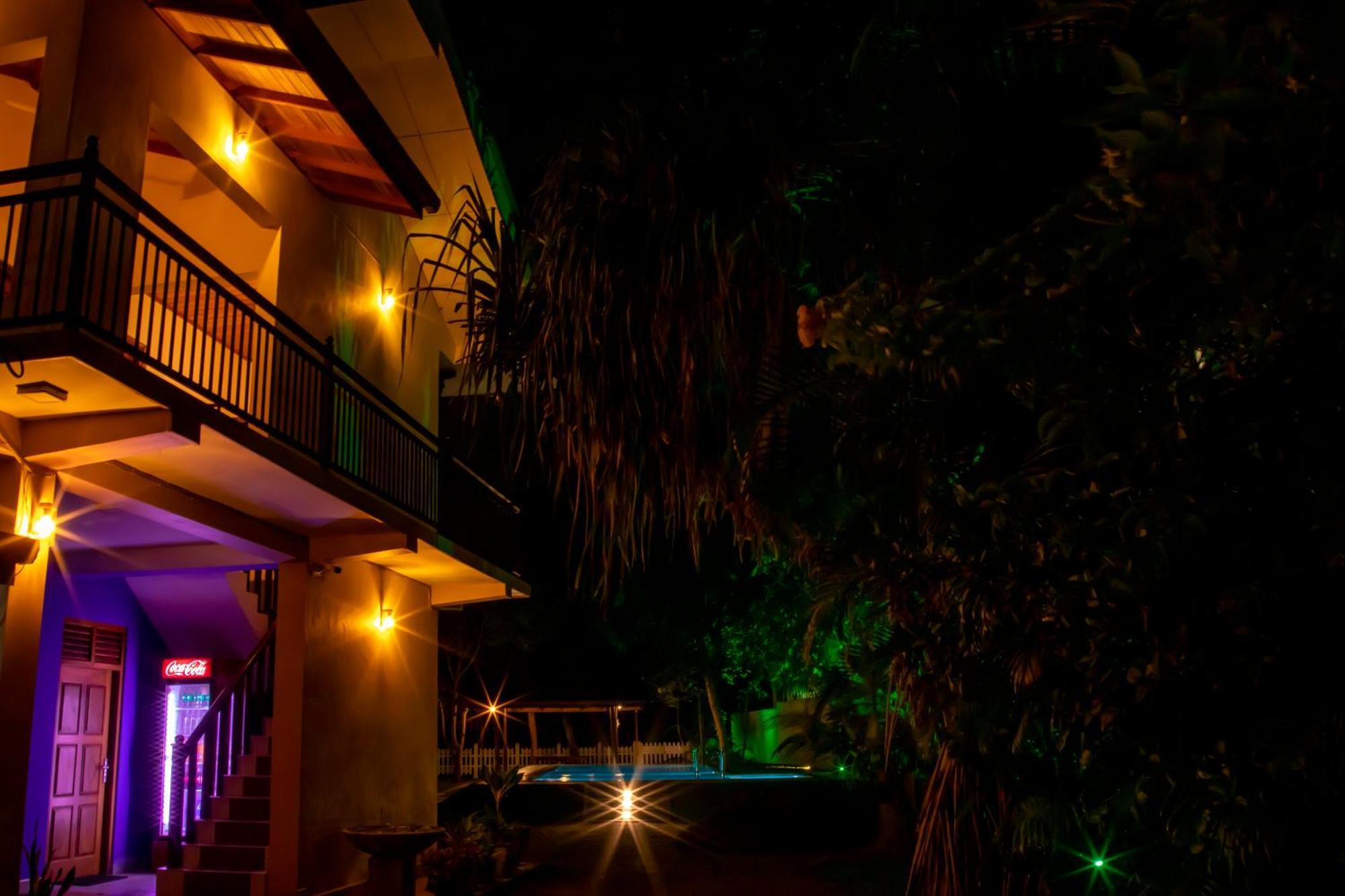 Megabe Villa Ґалле Екстер'єр фото
