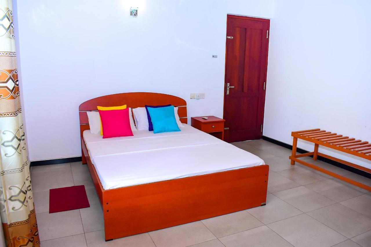 Megabe Villa Ґалле Екстер'єр фото